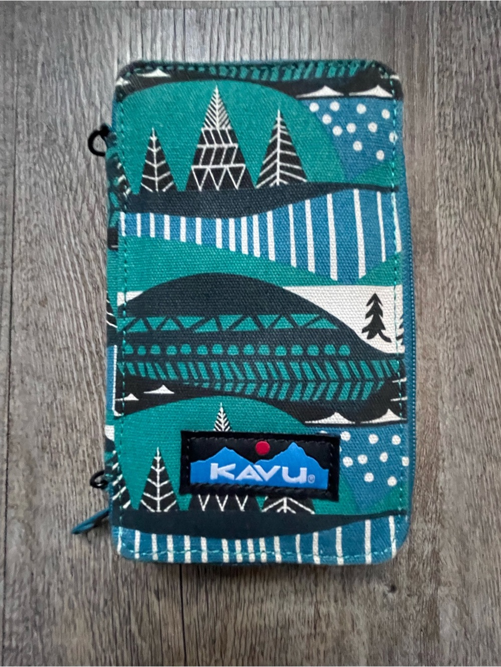 Kavu Teal Forest Print Zip Wallet